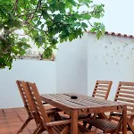 Balili House * Ferrel (Leiria)