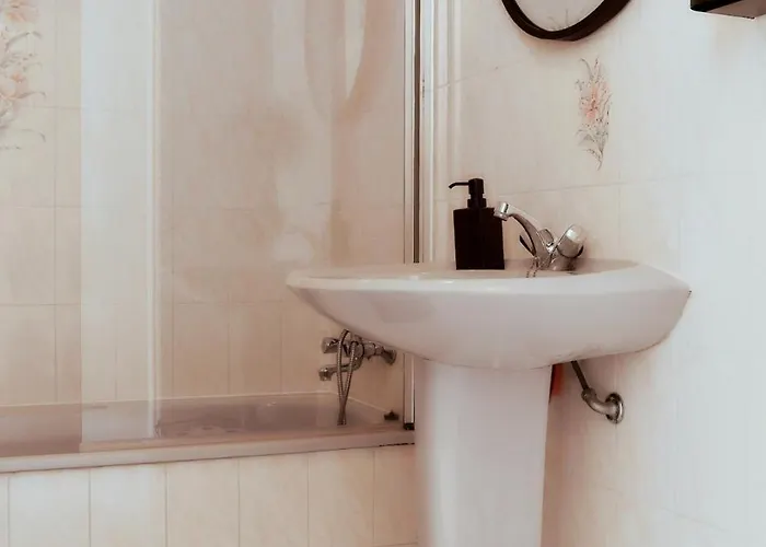 Balili House * Ferrel (Leiria)